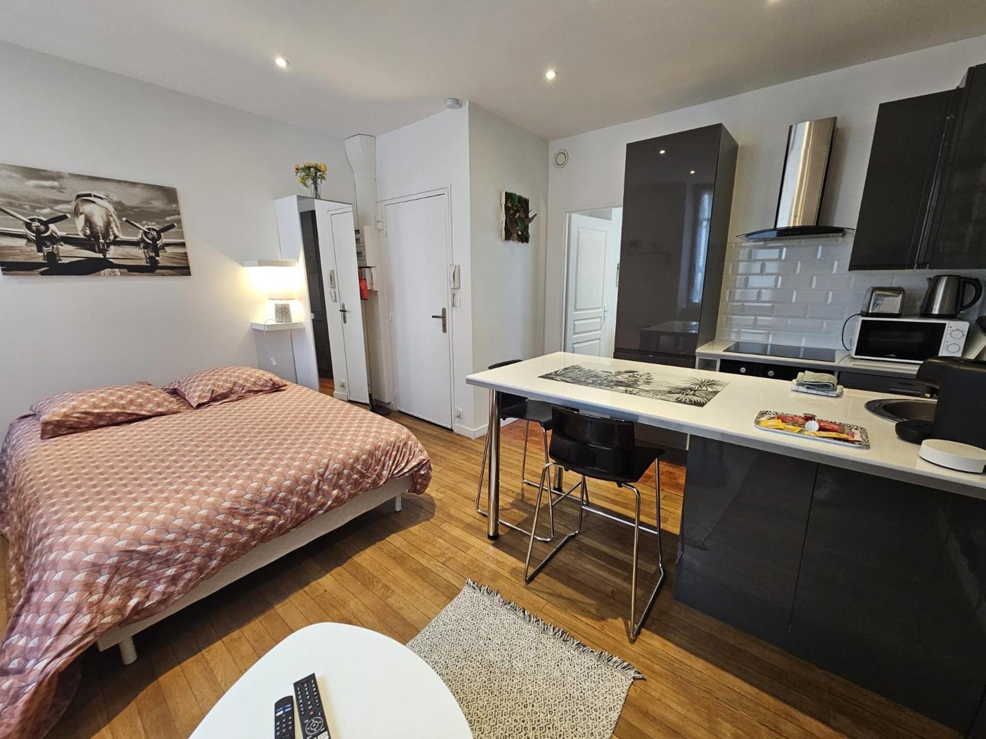 Le Pastel - Grand Studio Renove Angouleme Luaran gambar