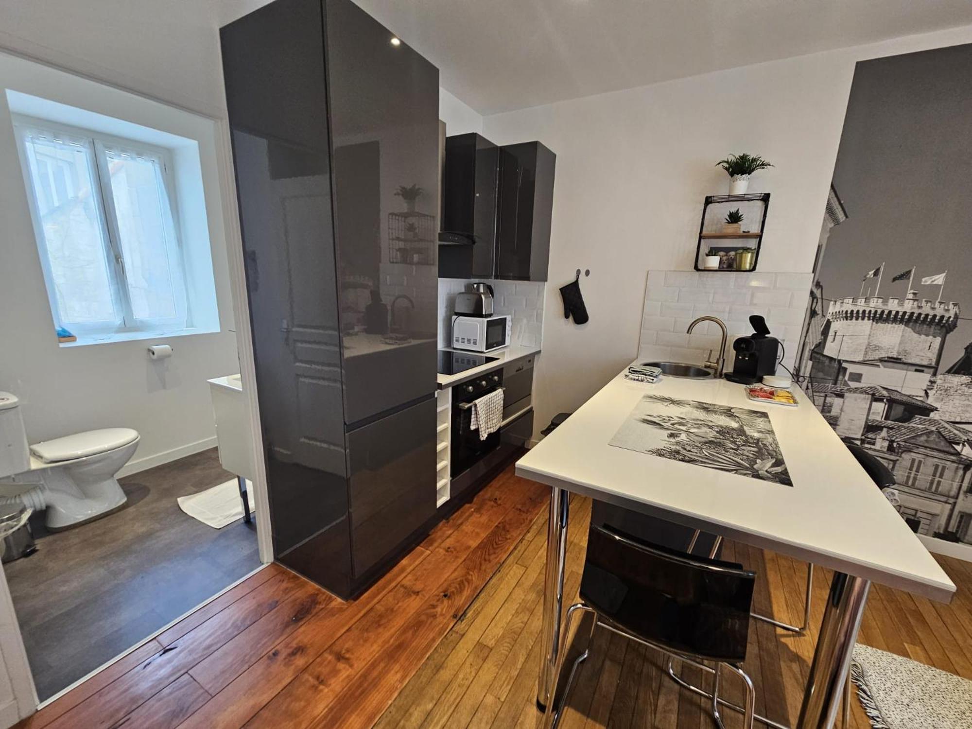 Le Pastel - Grand Studio Renove Angouleme Luaran gambar